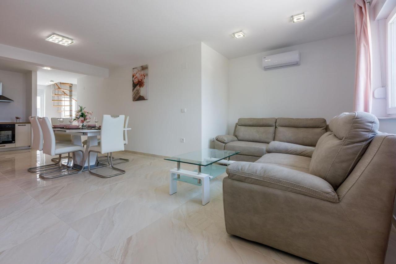 Apartments Cvetkovic Crikvenica Exterior photo