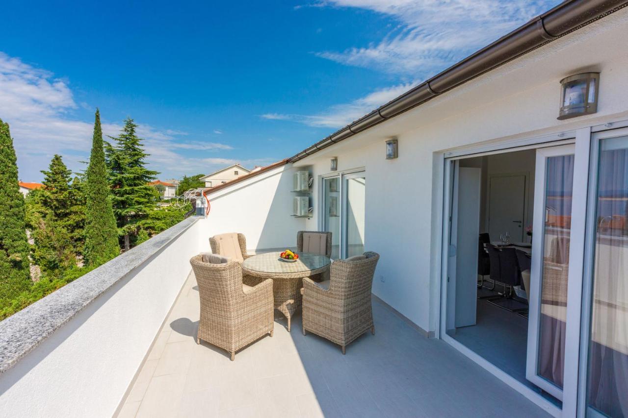 Apartments Cvetkovic Crikvenica Exterior photo